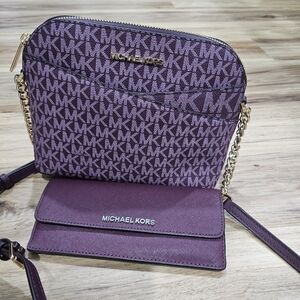 Michael Kors Plum Signature Crossbody with Wallet. Purple